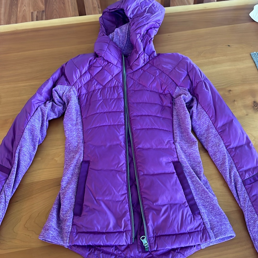 Lululemon down jacket